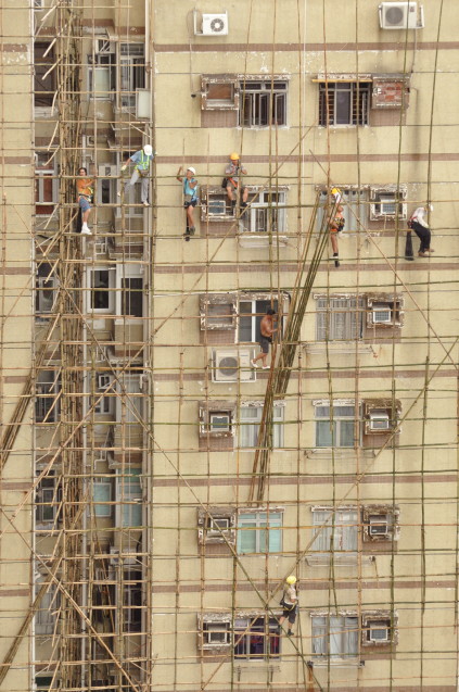 nerves of steel!...all  bamboo scaffolding!! - Version 3